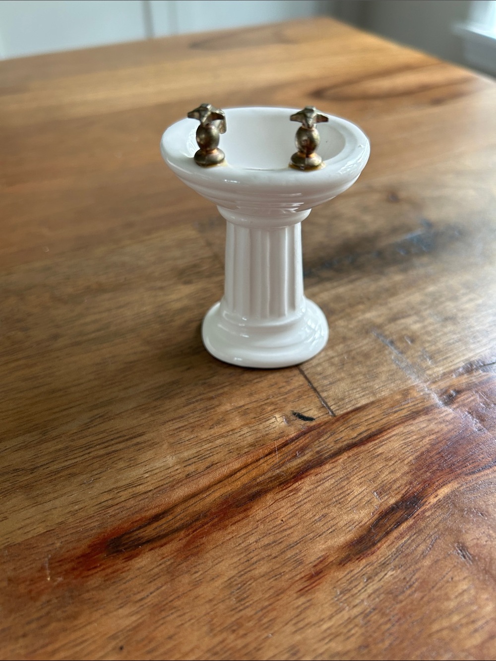 Vtg Reevesline White Bathroom Set, Lot of 6 Dollhouse Furniture - Picture 6 of 10